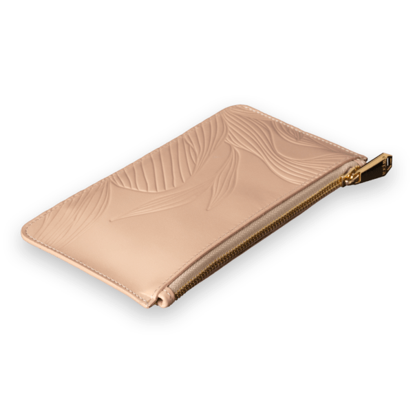 844O-600x600